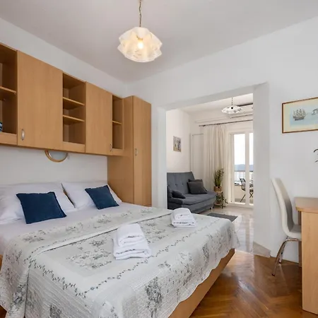 アパート By The Sea Igrane, Makarska - 2679 *